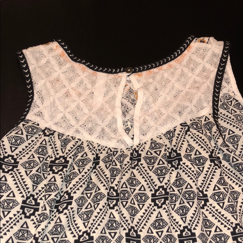 Tank top blouse - Picture 4 of 4